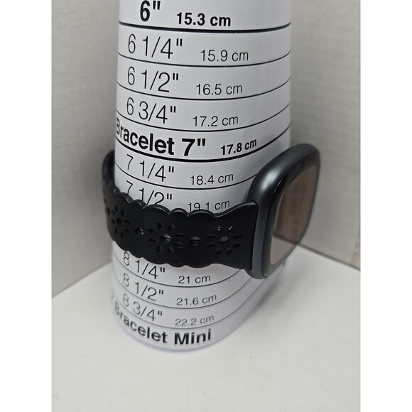 Fitbit Versa 4 GPS Smartwatch Heart Rate Sleep Tracker Google Wallet No Charger - Picture 7 of 10